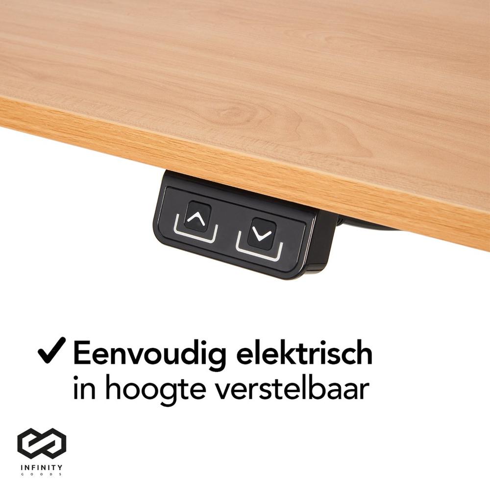 Een close-up van een elektrisch verstelbaar bureau met een houten tafelblad. De afbeelding toont de hoogte-instellingsknoppen in zwart met pijlen omhoog en omlaag.