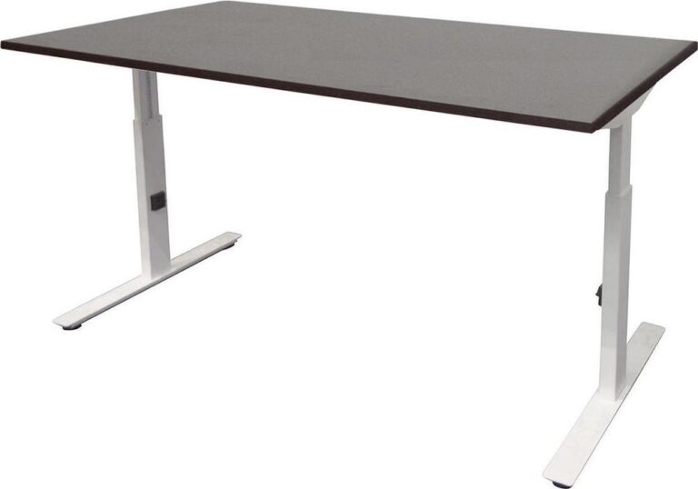 Een modern, verstelbaar bureau met een rechthoekig, grijs oppervlak en een wit metalen onderstel. Het bureau is ontworpen voor veelzijdig gebruik, ideaal voor thuiswerkomgevingen of kantoorruimtes.