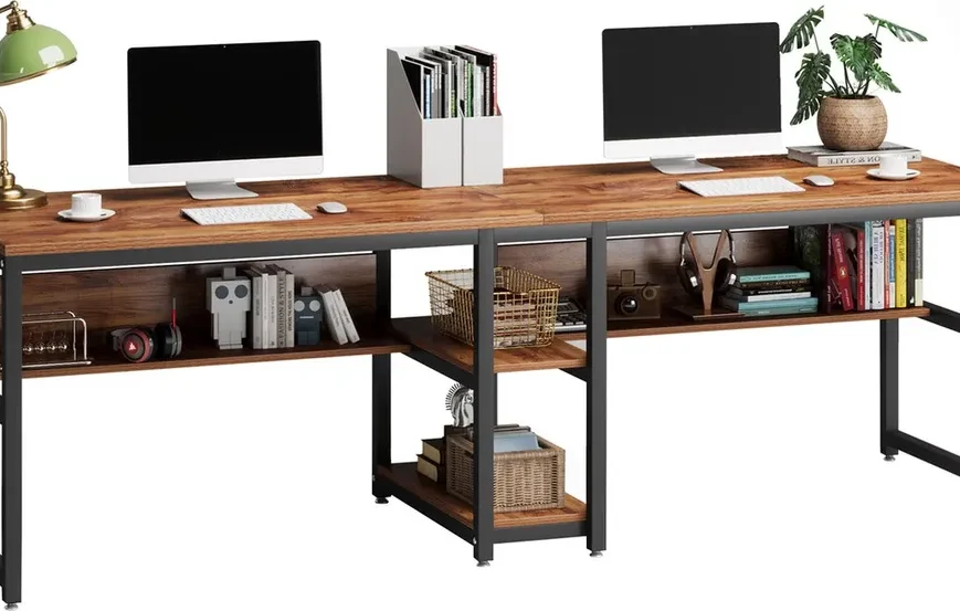 TRIBESIGNS bureau - Dubbel lang bureau in bruin/zwarte uitvoering met twee computers en opbergplanken